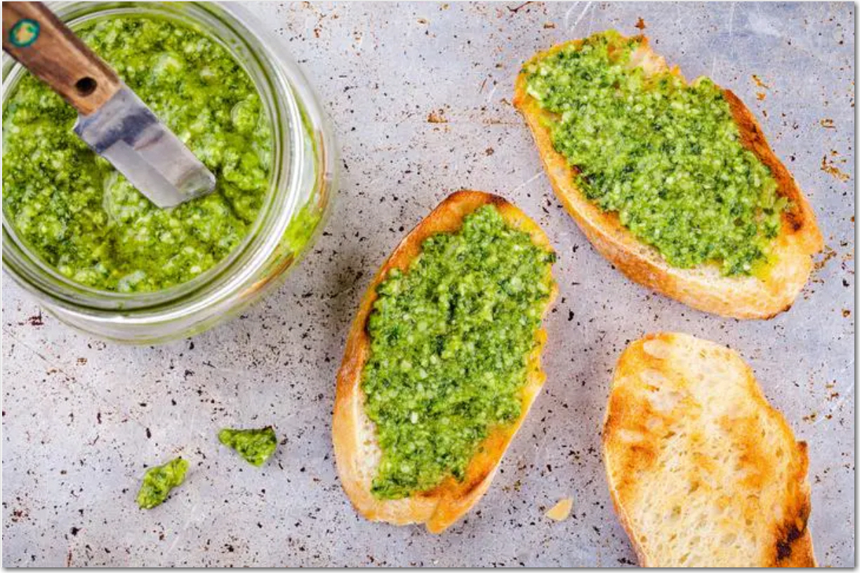 pesto-pain-istock