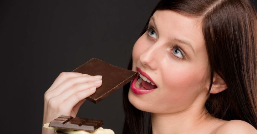 L'étude santé du jour: mieux vaut manger votre tablette de chocolat en une seule fois