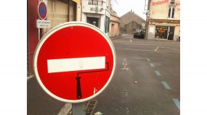 Sens interdit pinceau