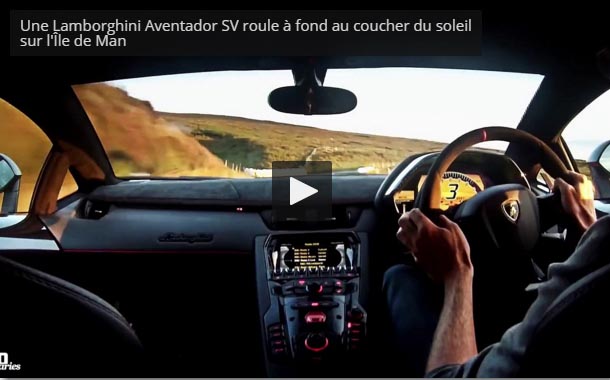 Il roule à toute vitesse en Lamborghini Aventador SV sur les routes de l’Île de Man