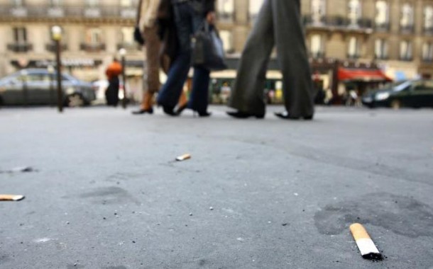 Jets de mégots dans la rue : plus de 700 PV dressés à Paris