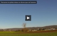 Cet homme pilote son drone comme un boss