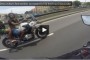 Il roule à toute vitesse en Lamborghini Aventador SV sur les routes de l’Île de Man