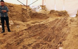 Les restes d'un bateau de 4.500 ans découverts en Egypte