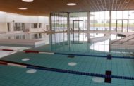 La piscine a coûté 13 millions d'euros... mais elle fuit !
