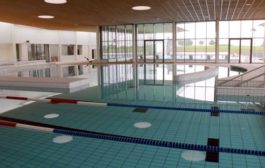 La piscine a coûté 13 millions d'euros... mais elle fuit !