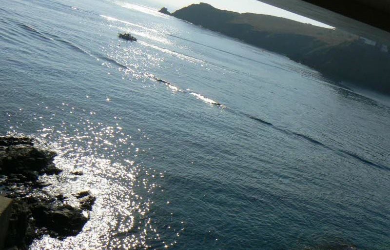 Il veut sauter d'une falaise et se tue